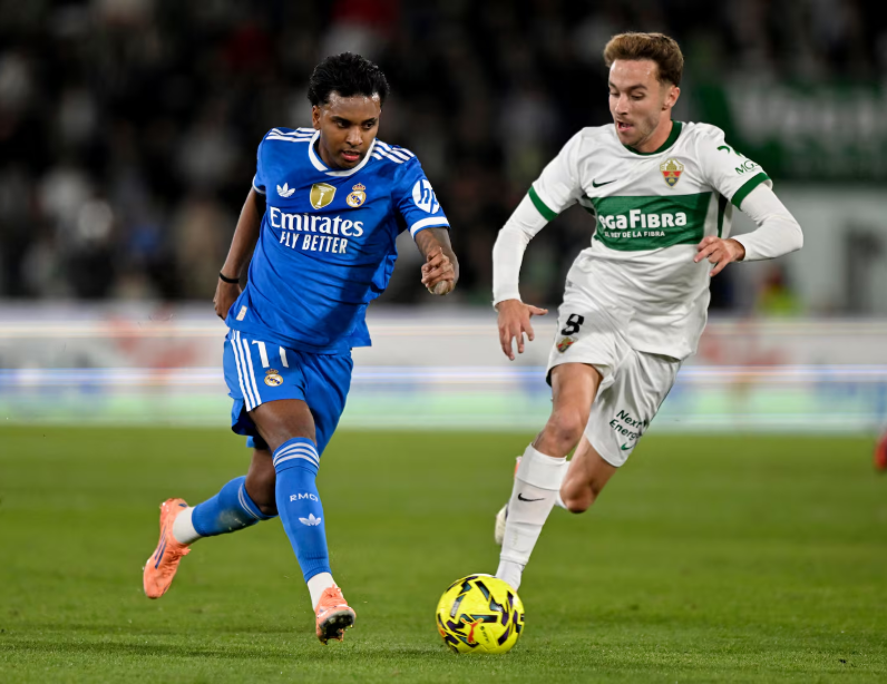 官方：尤文图斯任命达米安-科莫利为首席执行官