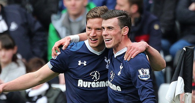 勇士队防守顶尖，波斯特超越格林，科尔应给予更多首发机会。