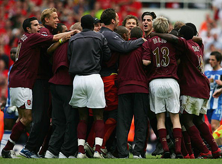 五粮液与2026世界杯“和美”之约，12.5京东直播见证联名产品首发