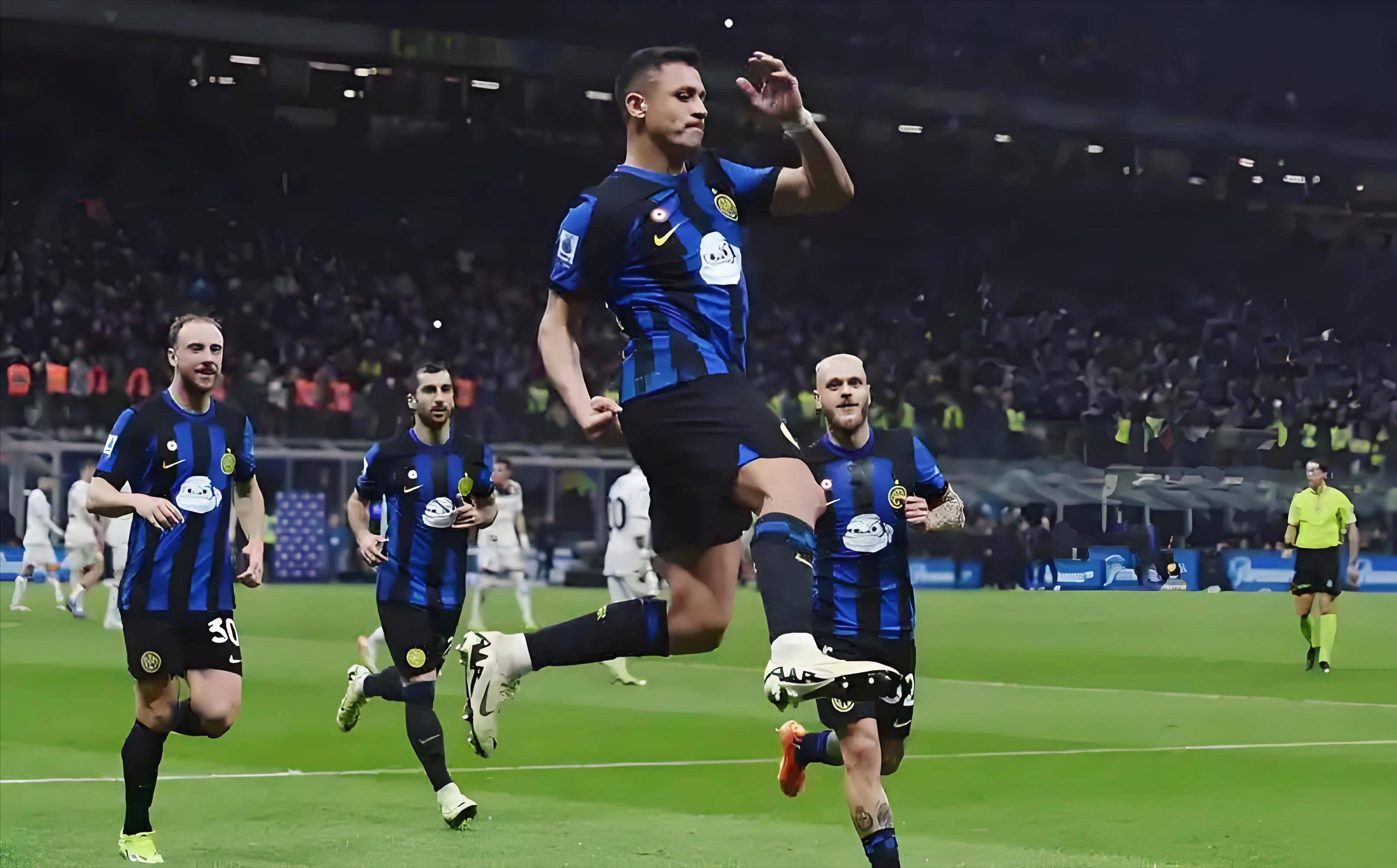 伊利牛奶开启促销活动：买三箱牛奶即送CBA新赛季球票一张