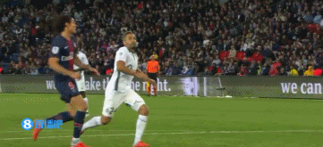 辽超总决赛：大连队4-0本溪队夺冠，王宏有、王跃皓分别双响