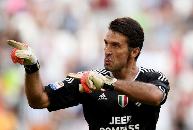 尽力了！吉迪空砍25+11+9准三双&怀特25分