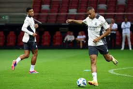 基恩与时任 基恩与时任